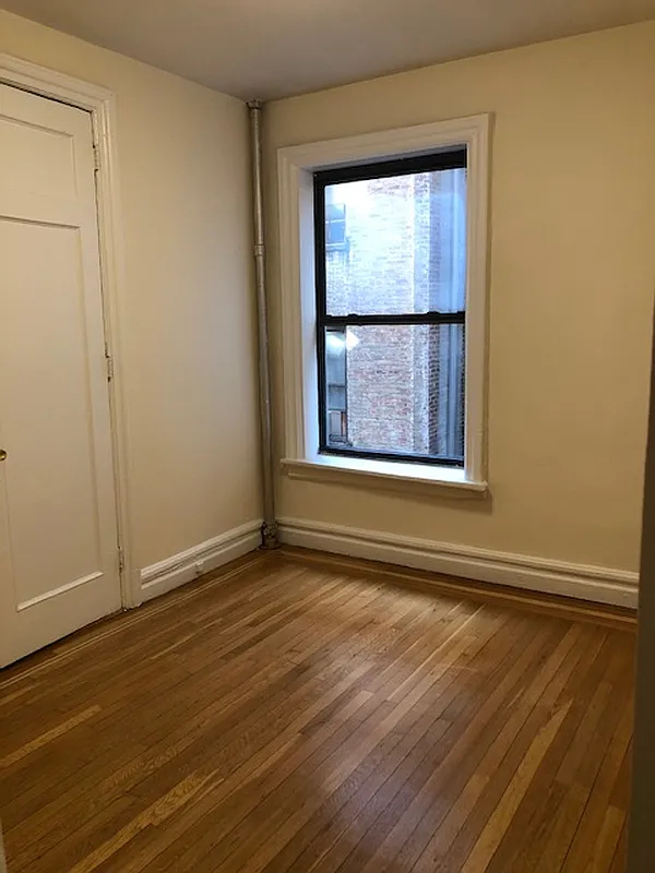 66 Pinehurst Avenue - Photo 1