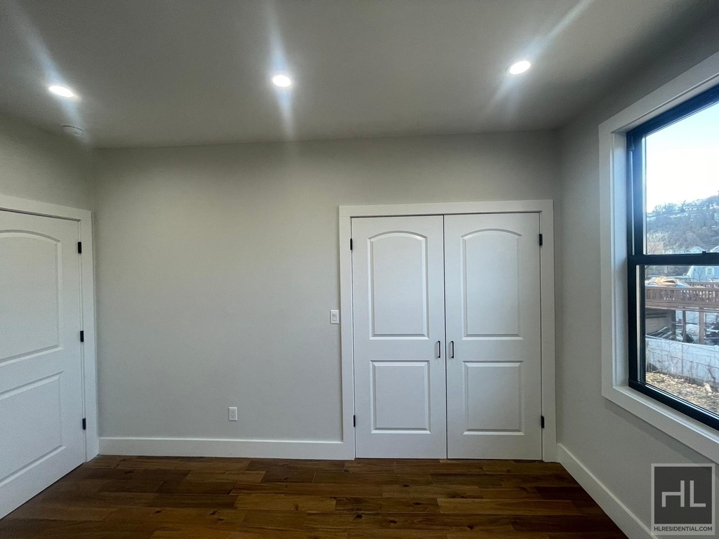 Osgood Avenue - Photo 8