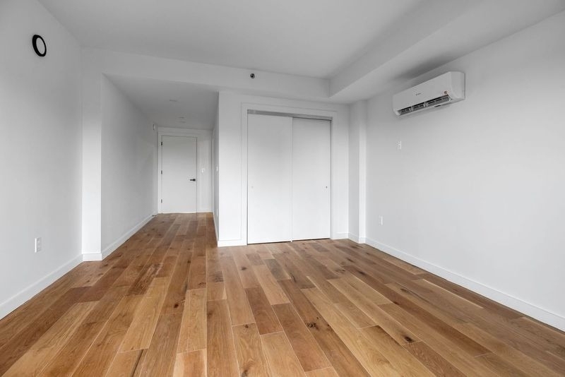 336 E 112th Street - Photo 13