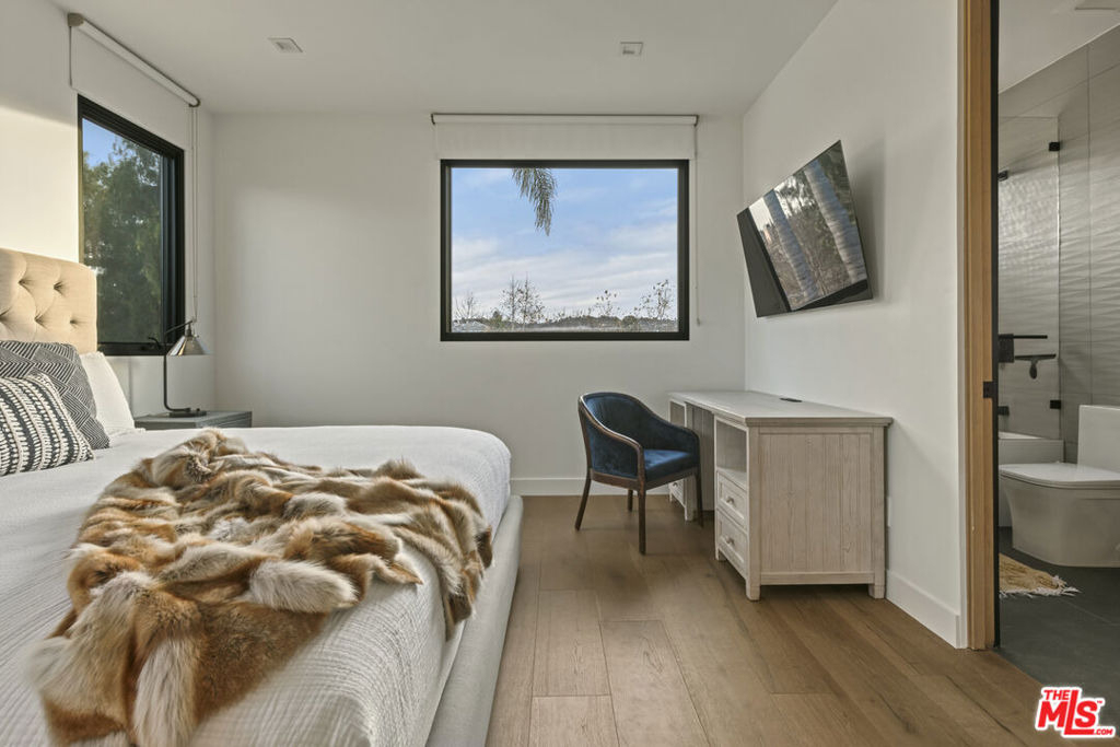 15025 Valleyheart Drive - Photo 26