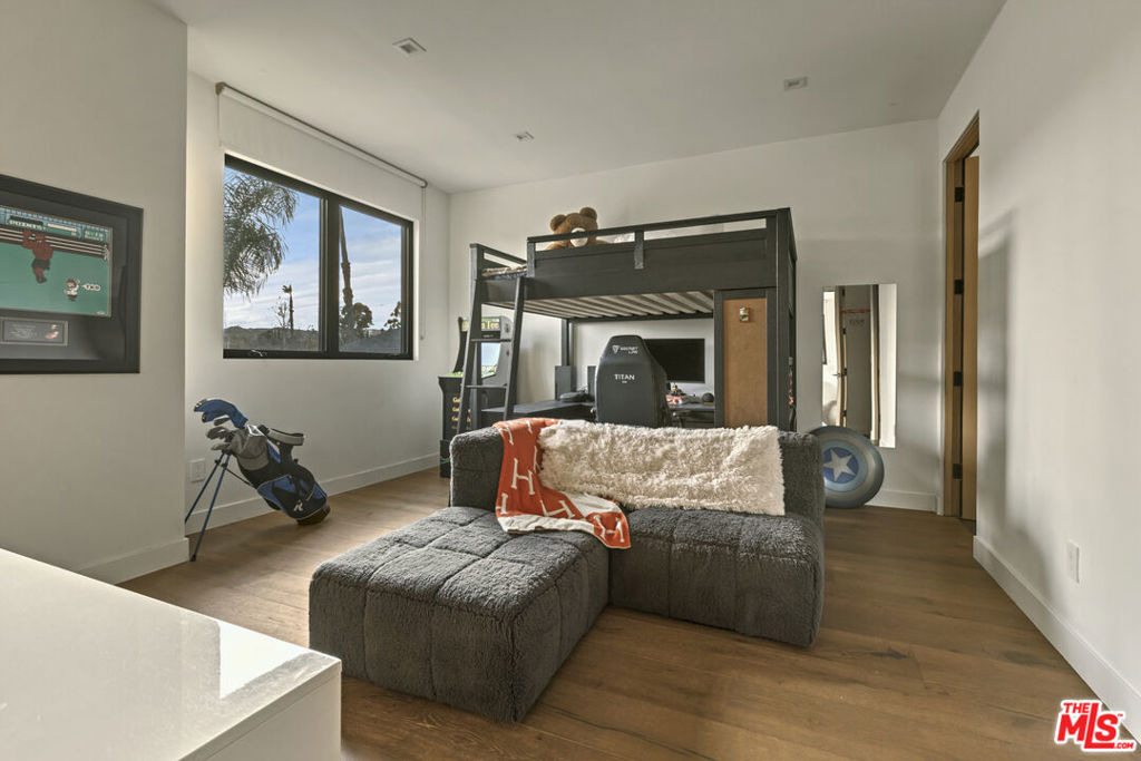15025 Valleyheart Drive - Photo 28