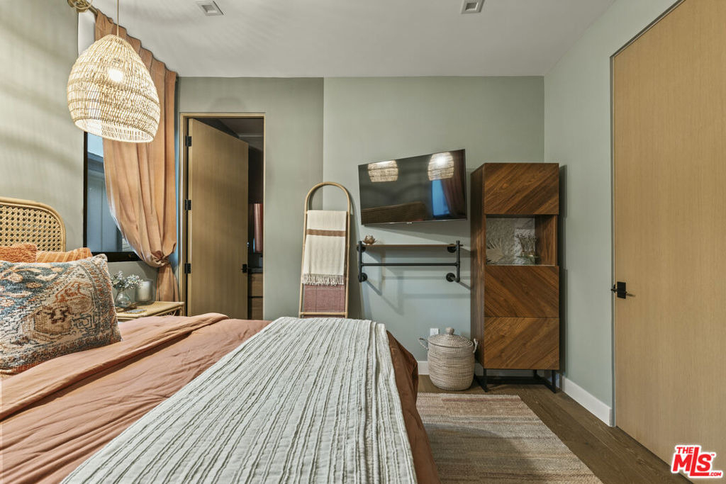 15025 Valleyheart Drive - Photo 30