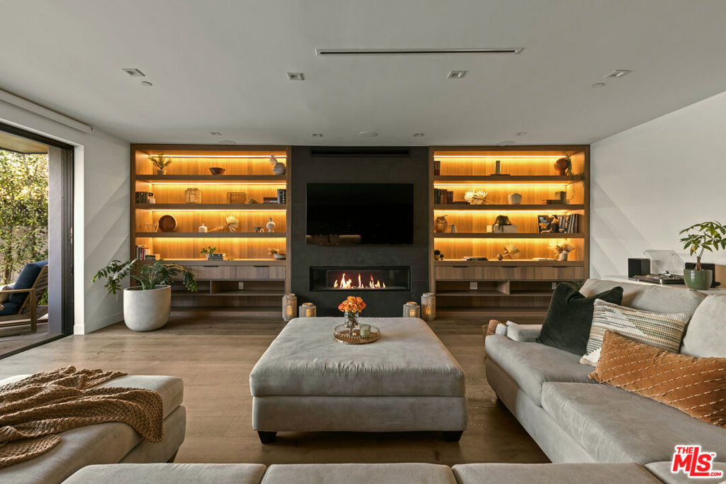 15025 Valleyheart Drive - Photo 7