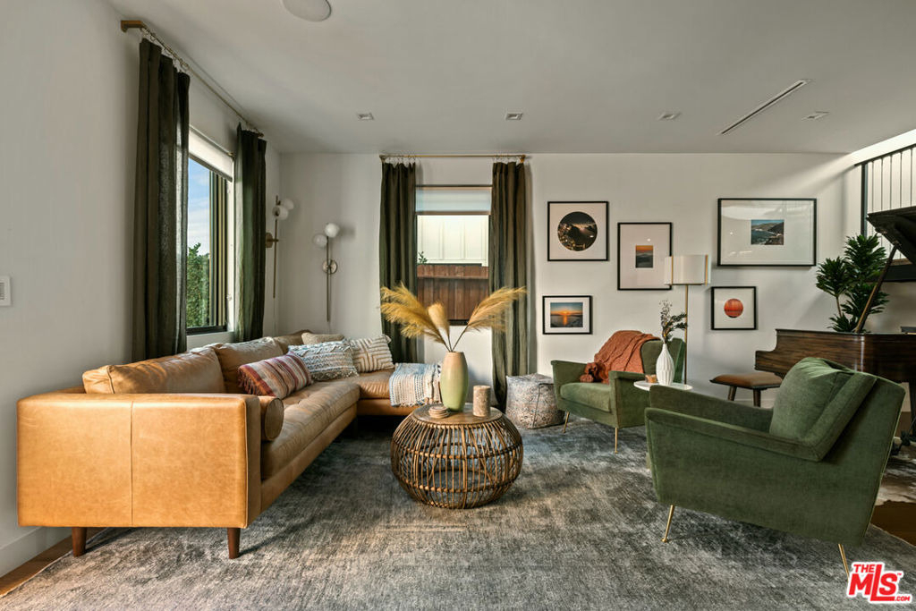 15025 Valleyheart Drive - Photo 17