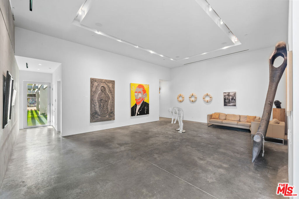 9200 Cotharin Road - Photo 36