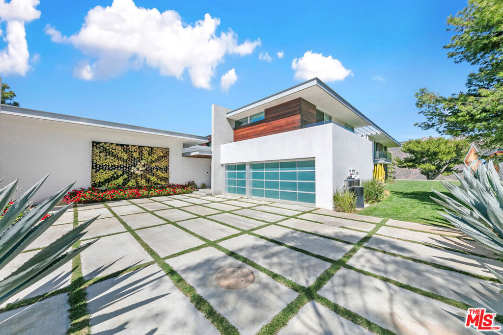 9200 Cotharin Road - Photo 8