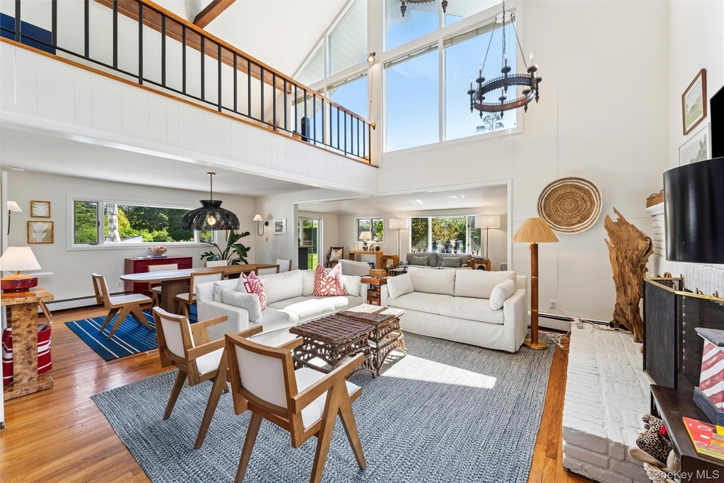 18 Quogo Neck Lane - Photo 2