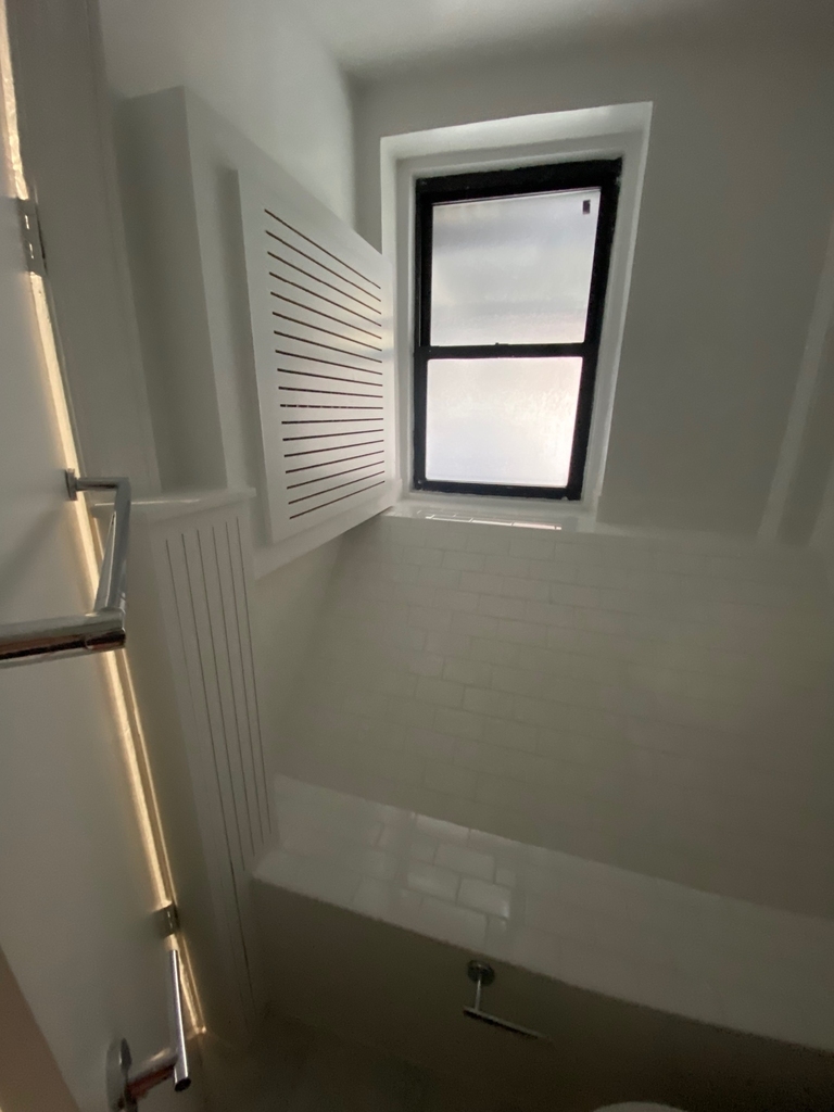 71 West 12th Street - Photo 5