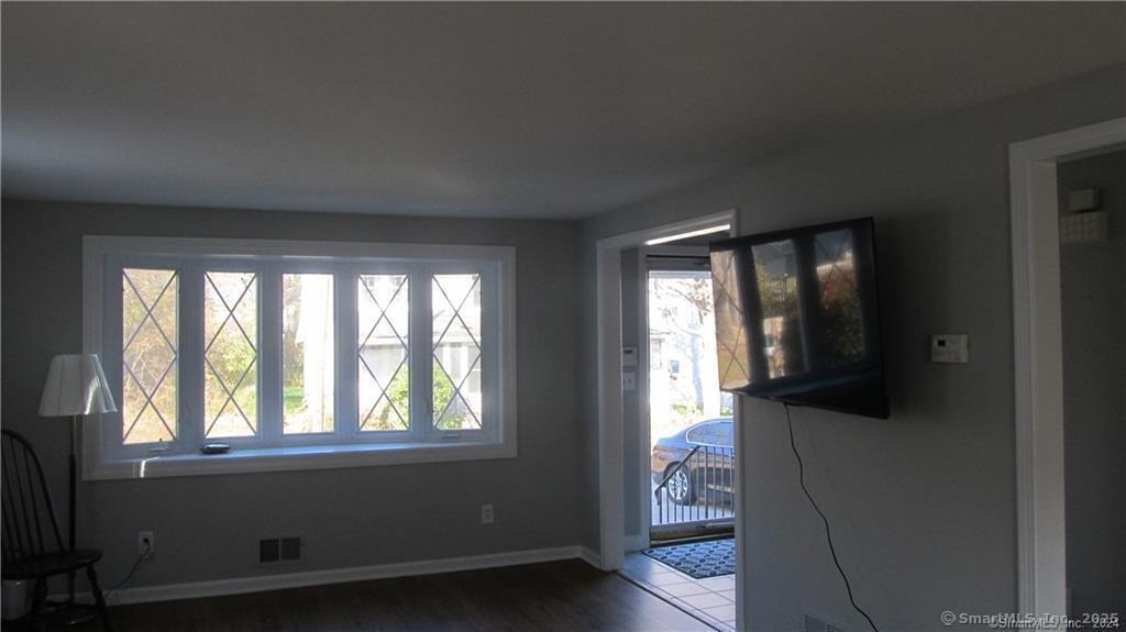 18 Brightwater Road - Photo 4