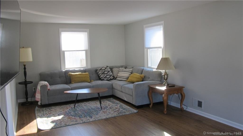 18 Brightwater Road - Photo 3