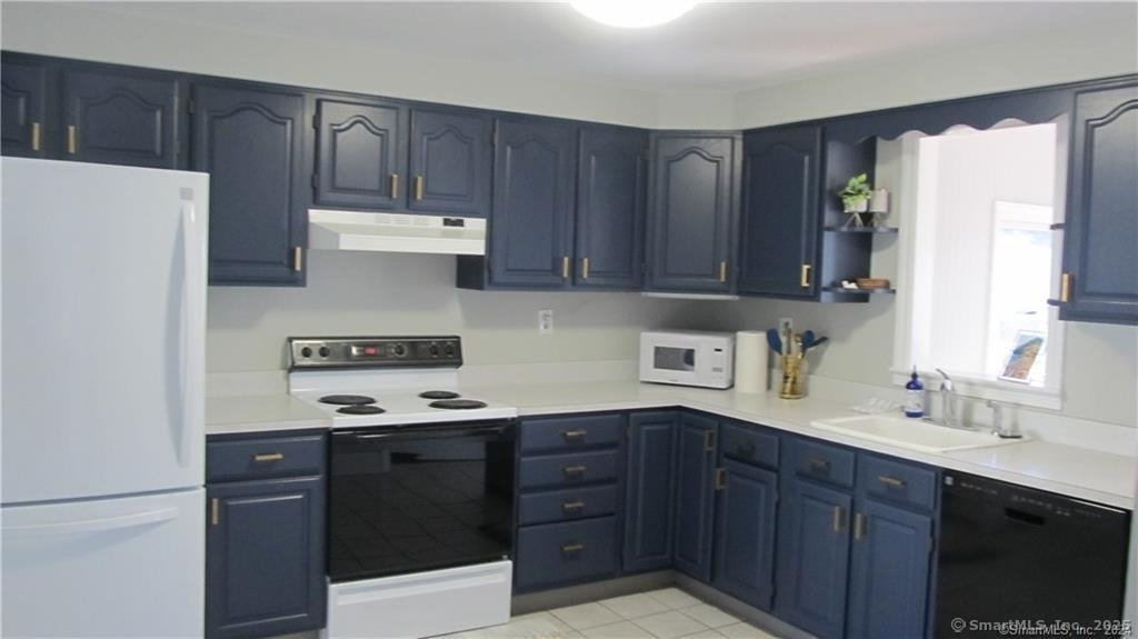 18 Brightwater Road - Photo 5