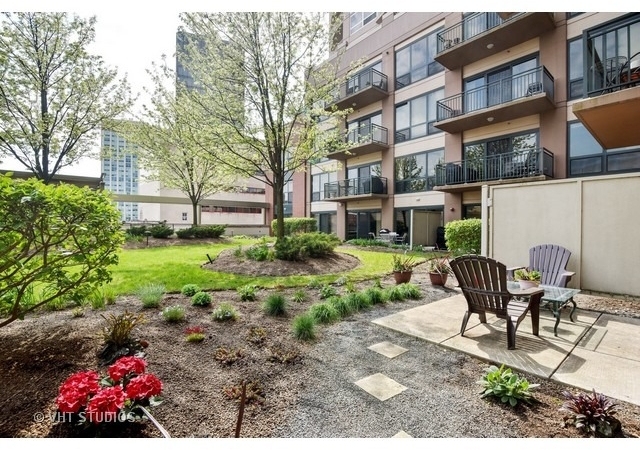 807 Davis Street - Photo 10