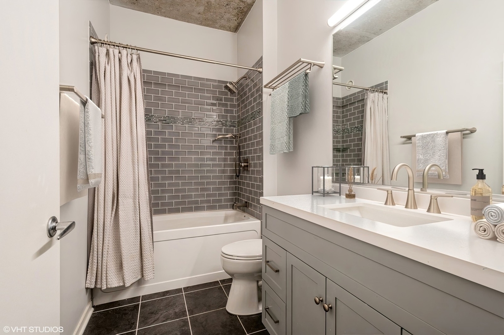 807 Davis Street - Photo 7