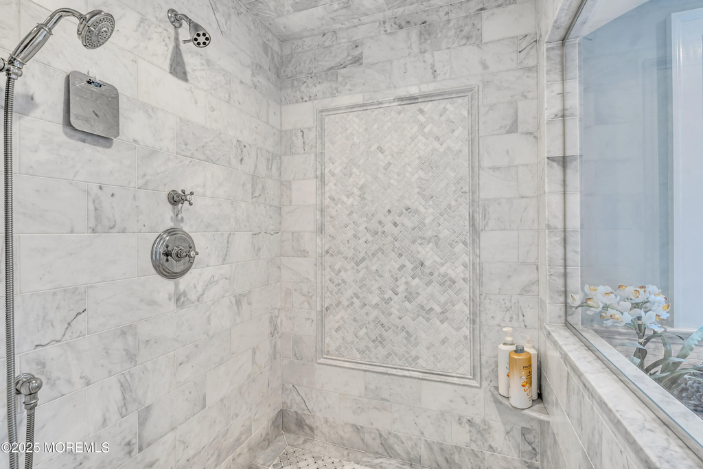 316 Jersey Avenue - Photo 16