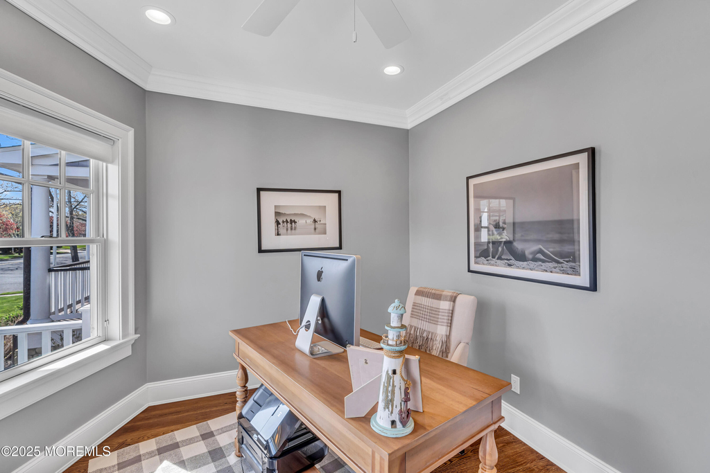 316 Jersey Avenue - Photo 10