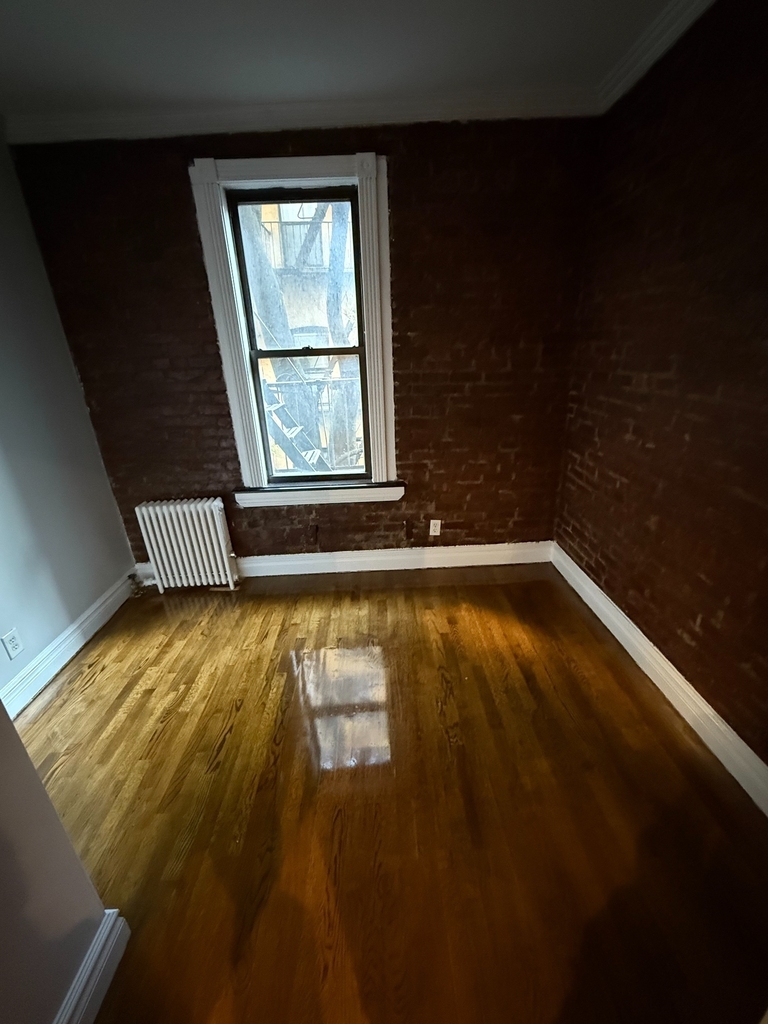 14th street - Photo 1