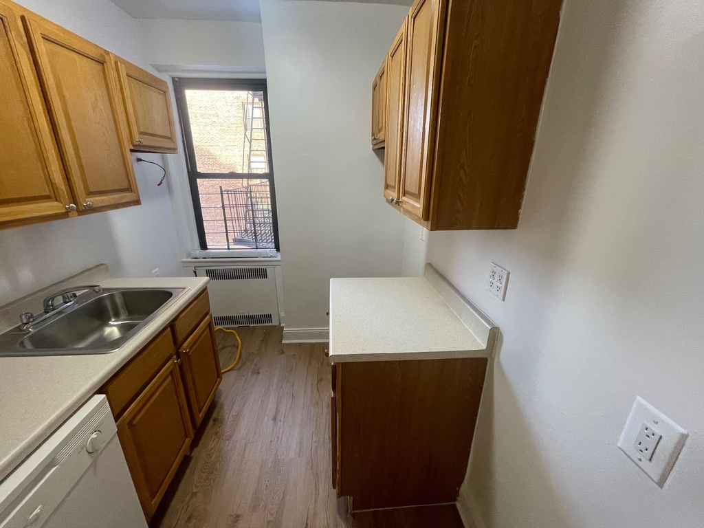 89-11 63rd Drive - Photo 2