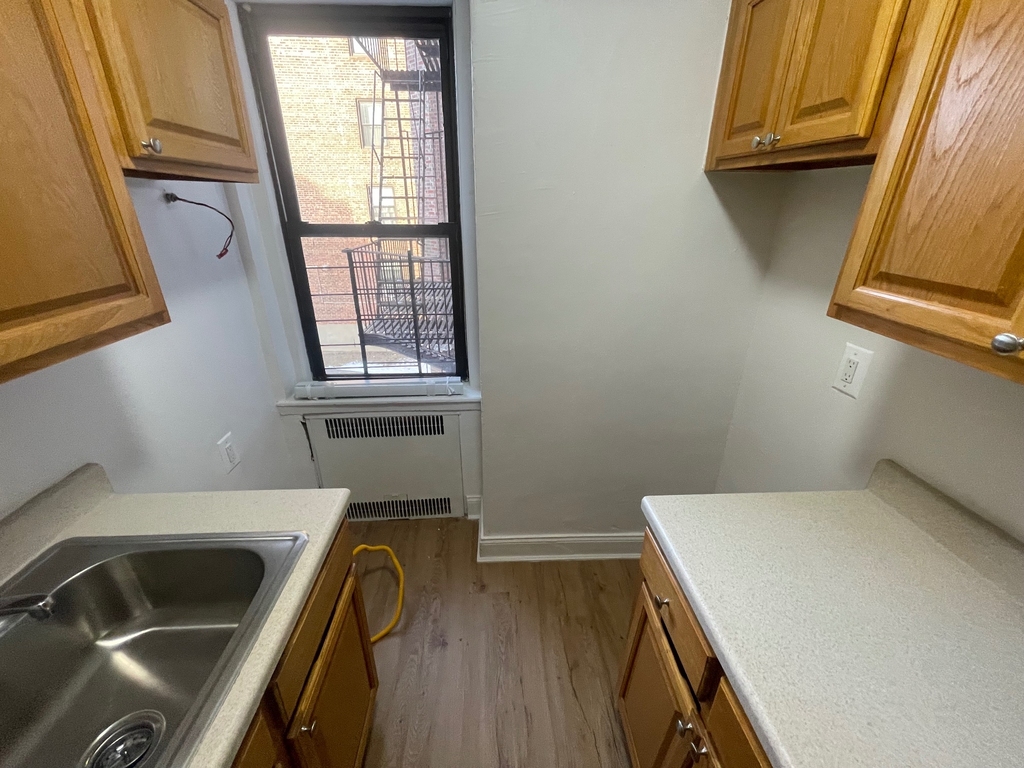 89-11 63rd Drive - Photo 3