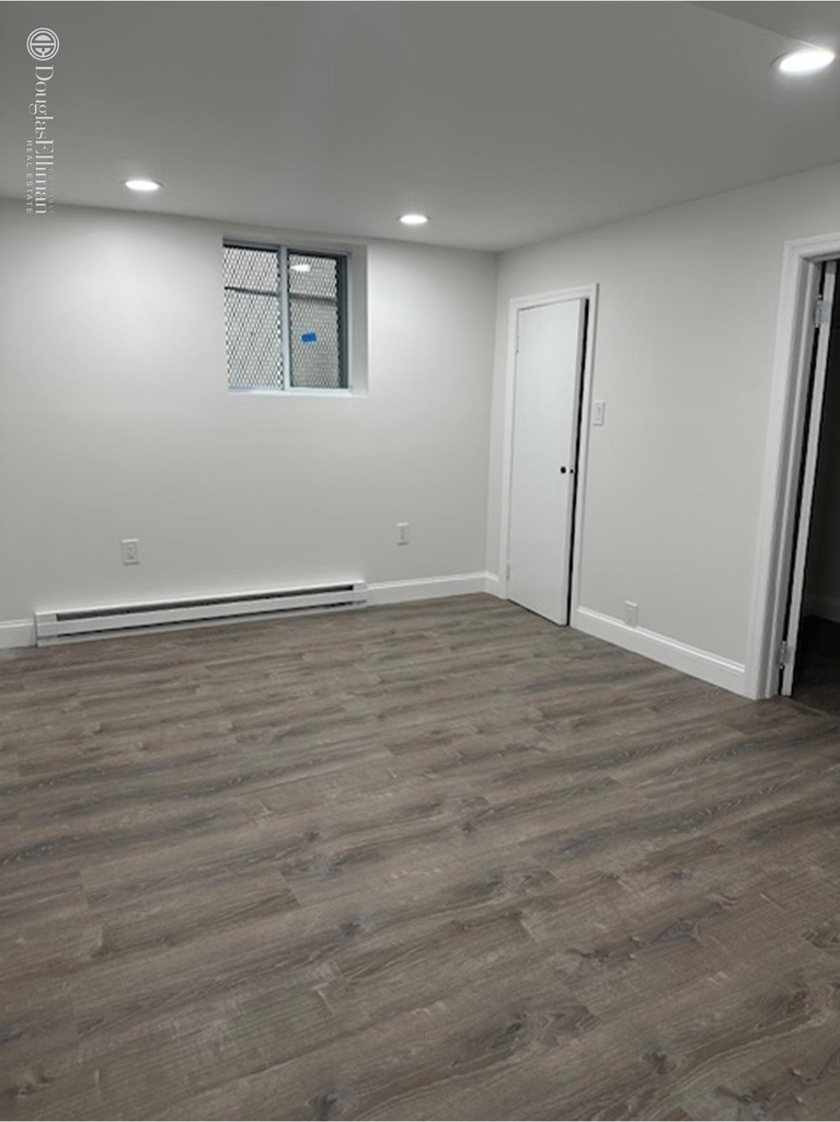 2129 E 26th St - Photo 3