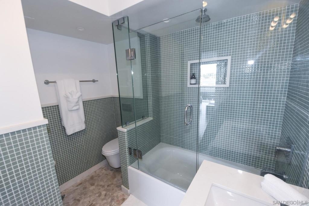 1710 Avenida Del Mundo - Photo 12