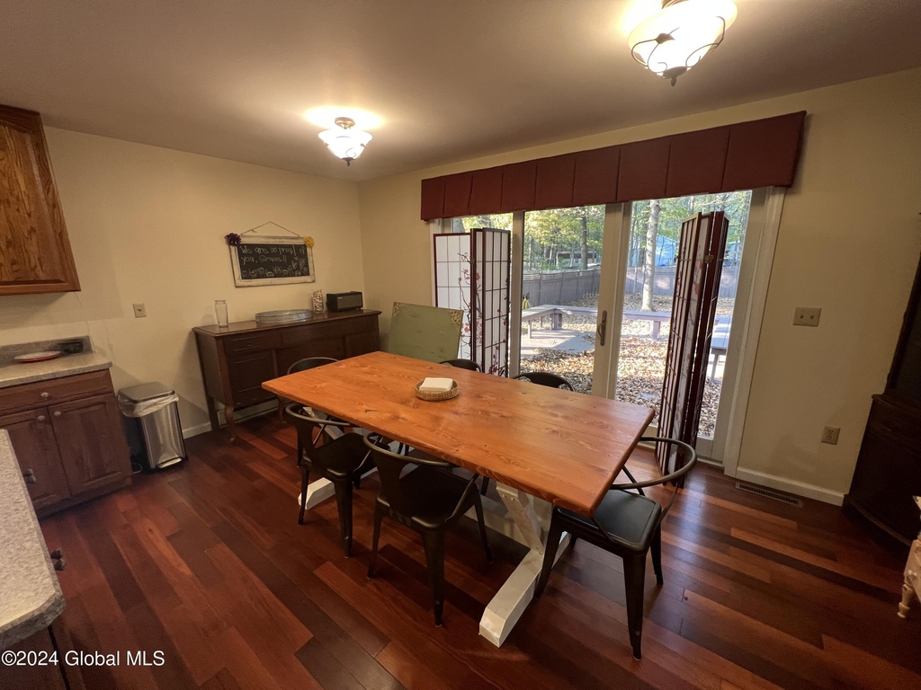 161 Excelsior Avenue - Photo 4