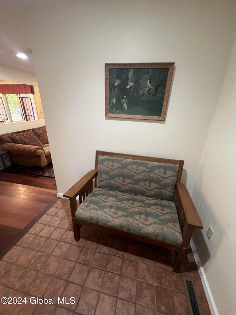 161 Excelsior Avenue - Photo 15