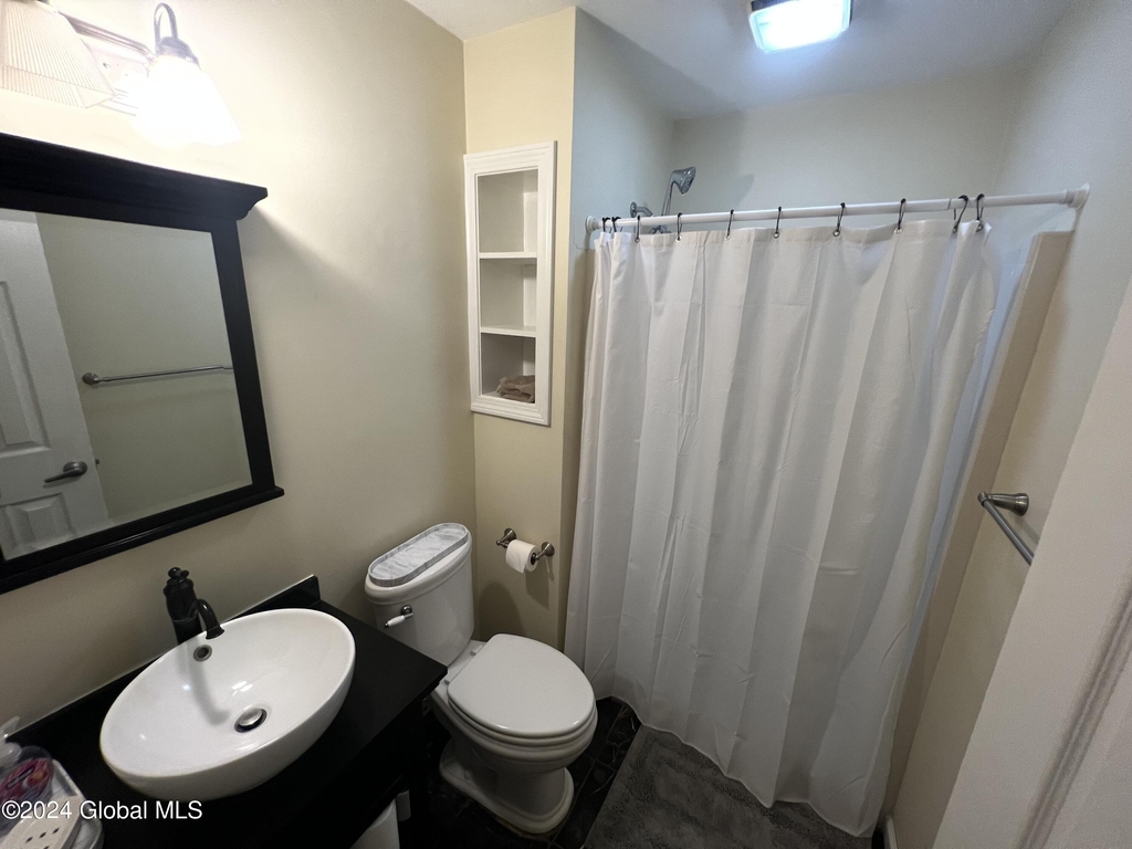 161 Excelsior Avenue - Photo 9