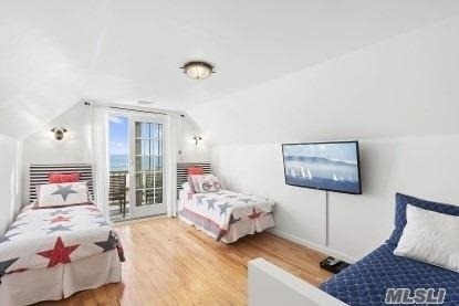 929 Dune Road - Photo 8