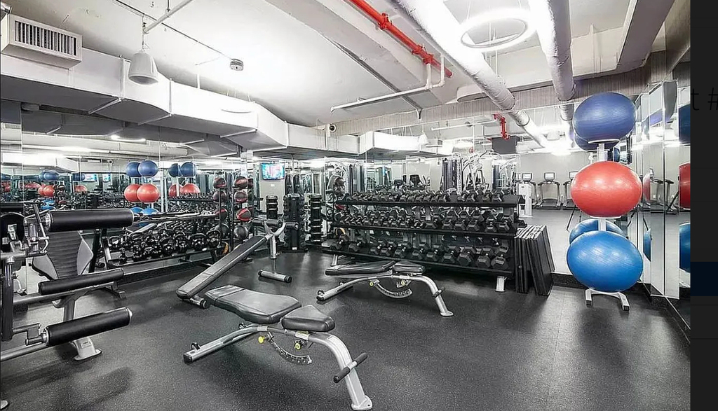 222 East 39th Street - Photo 2
