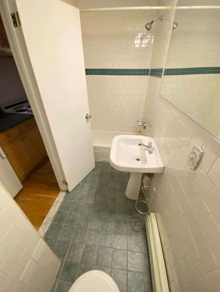 57 Clinton Street - Photo 5