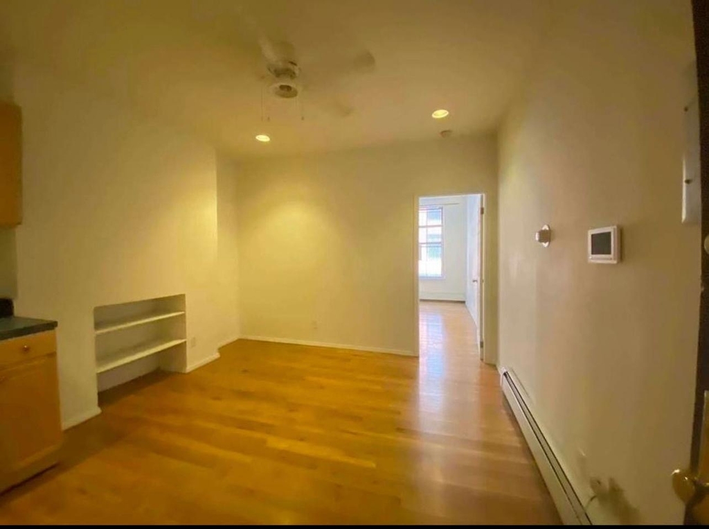 57 Clinton Street - Photo 2