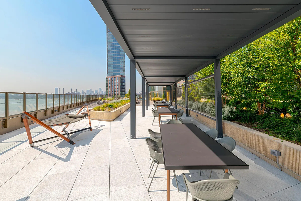 2nd St in Long Island City - Photo 10