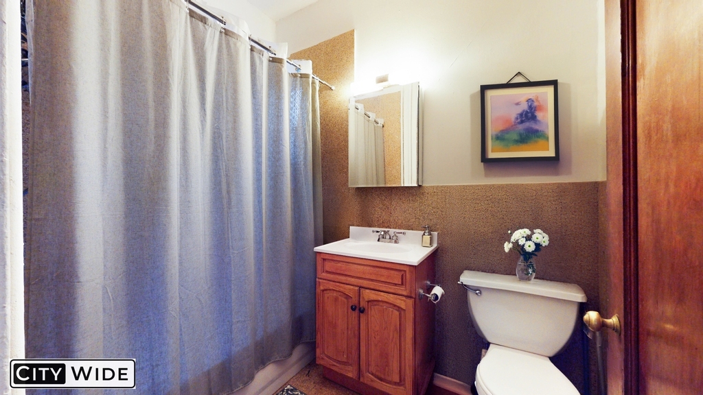 77 Christopher Street - Photo 6