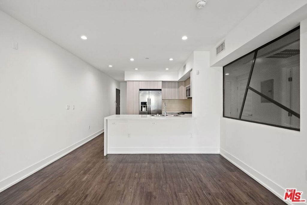 409 Hayworth - Photo 4