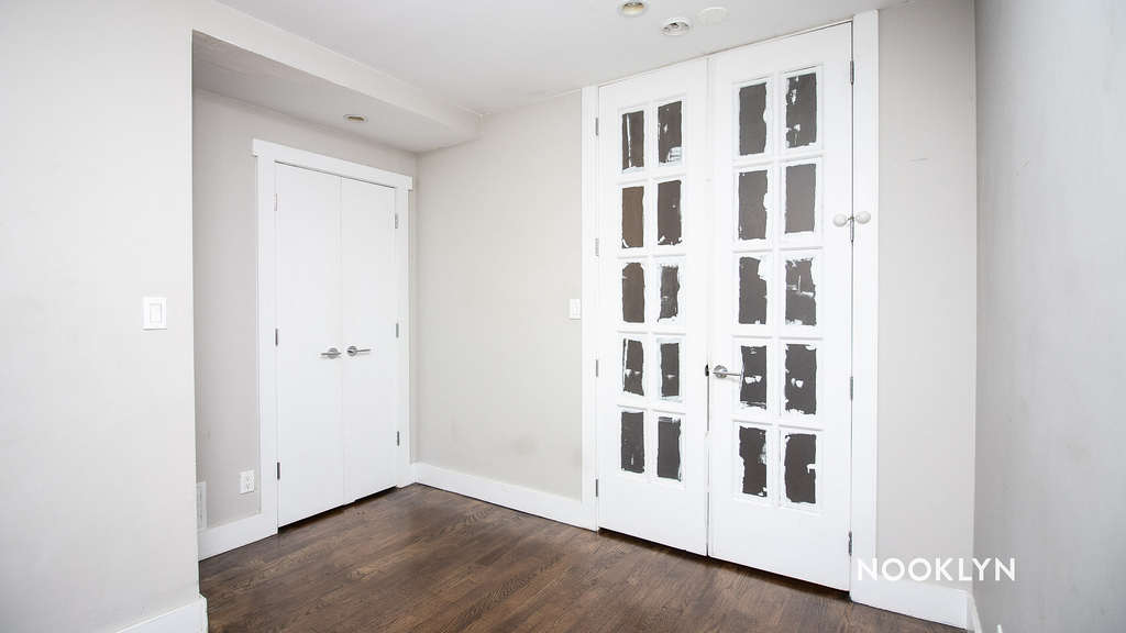 222 Bushwick Avenue - Photo 3