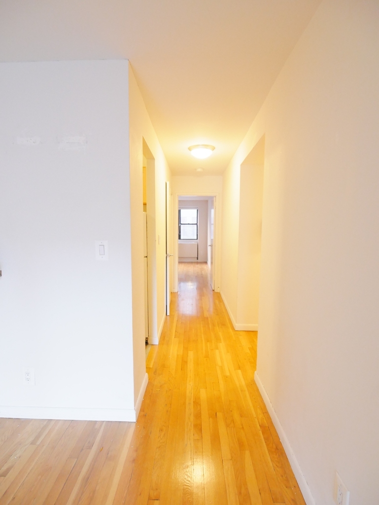 245 East 84th Street - Photo 4