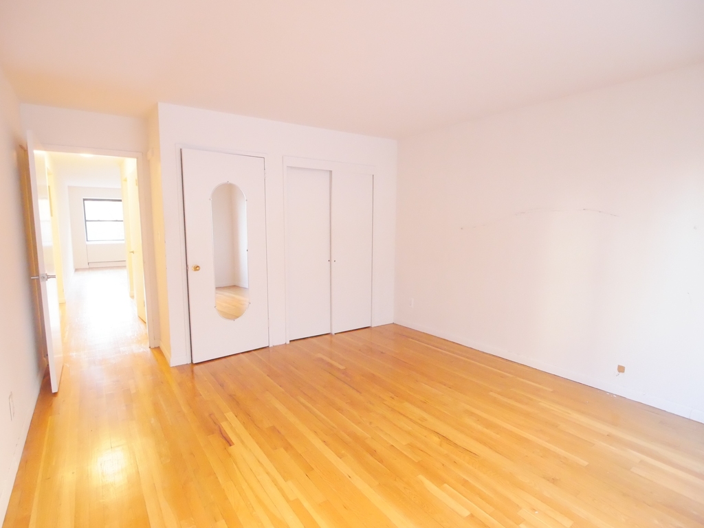 245 East 84th Street - Photo 7