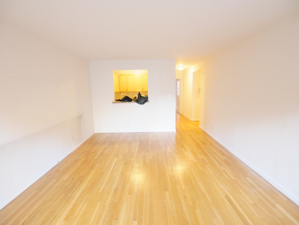 245 East 84th Street - Photo 3