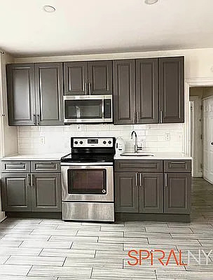 518 East 51st Street - Photo 5