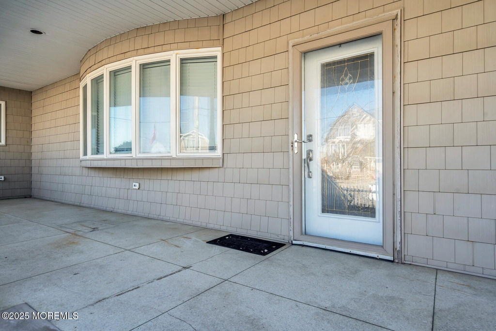 115 N Ocean Avenue - Photo 5