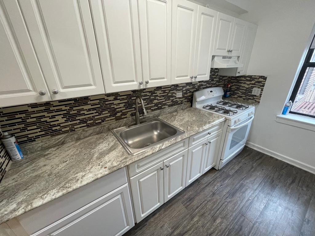 99-58 66th Avenue - Photo 2