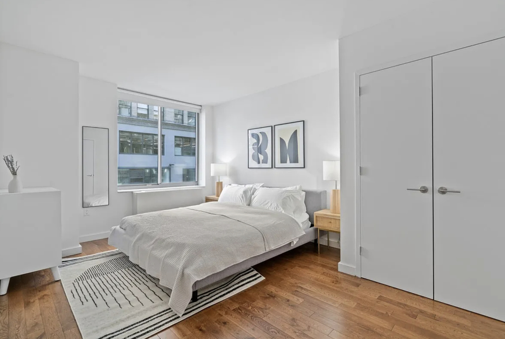 W 26th Street - Photo 4