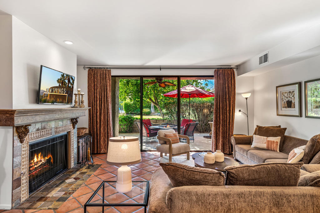 215 Calle Bravo - Photo 5