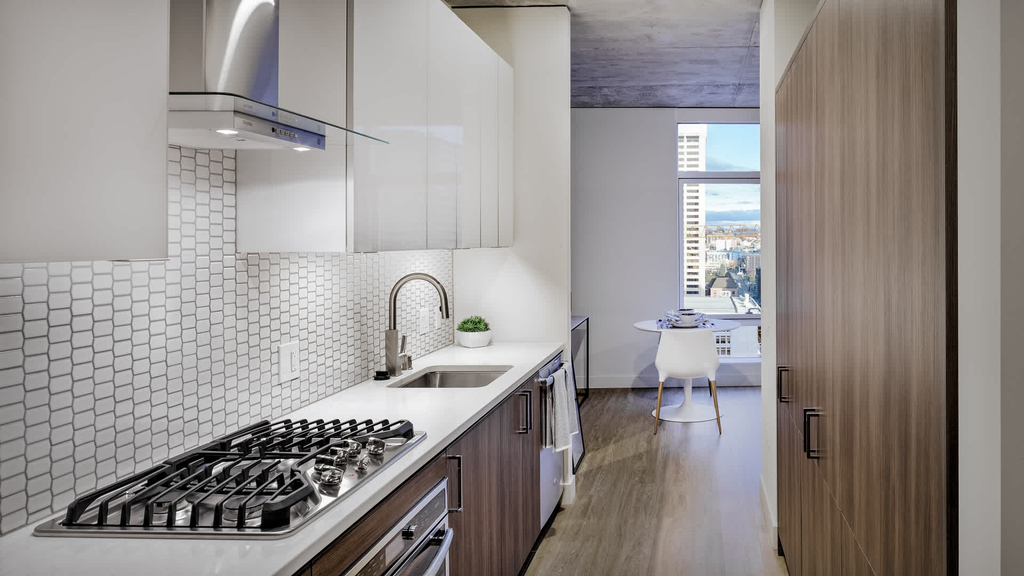 1600 2nd Ave - Photo 4