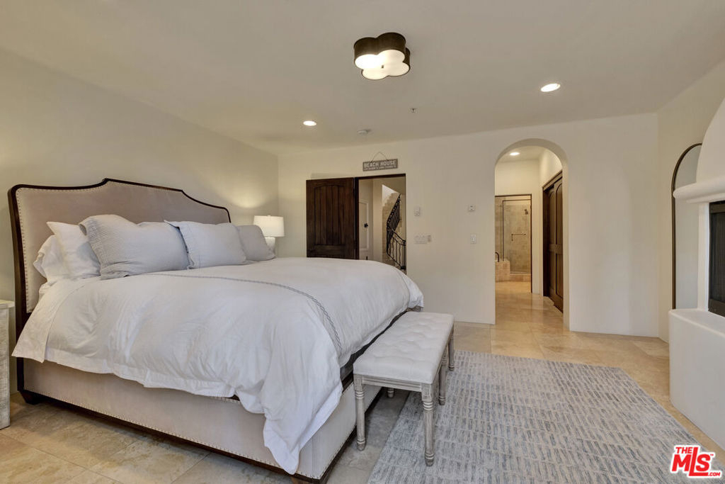 211 Bath Street - Photo 6
