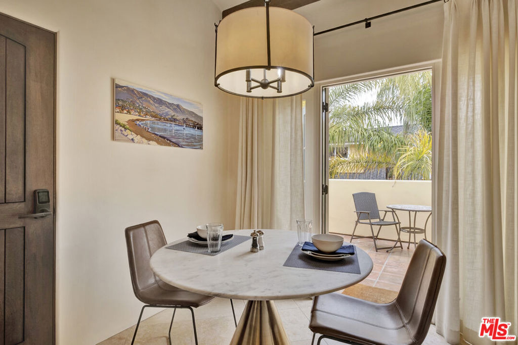 211 Bath Street - Photo 17