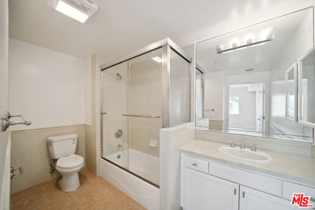 3328 S. Oakhurst Ave. - Photo 7