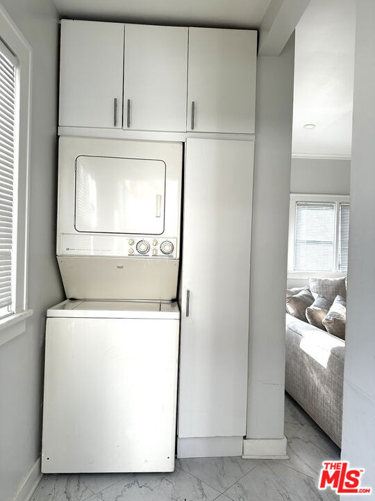 10736 Ashton Avenue - Photo 15