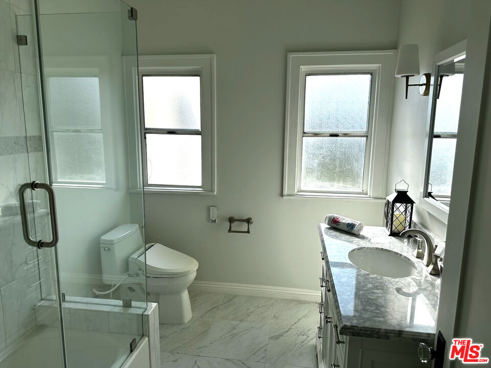 10736 Ashton Avenue - Photo 13