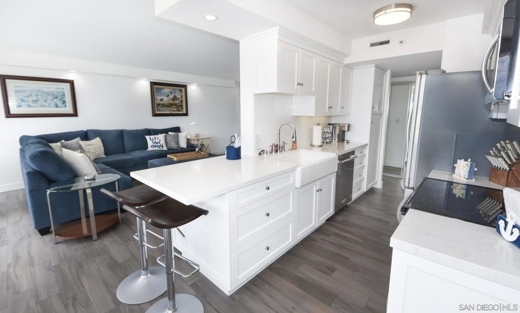 1710 Avenida Del Mundo - Photo 7